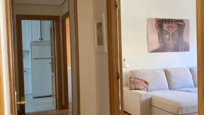 Piso en alquiler en Avenida de Colón, 53, cerca de Avenida de Político Jorge Vigón, Residencia (Logroño) de 850 €<span>/mes</span>