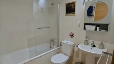 Chalet adosado en alquiler en Avenida de la Alcanara, 1, Barrio San Ramón (Alhama de Murcia) de 1.000 €<span>/mes</span>