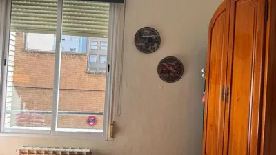 Habitación en alquiler en Calle del Porvenir, 19, Universidad (Zaragoza Capital) de 300 €<span>/mes</span>