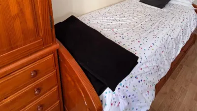 Habitación en alquiler en Calle del Porvenir, 19, Universidad (Zaragoza Capital) de 300 €<span>/mes</span>