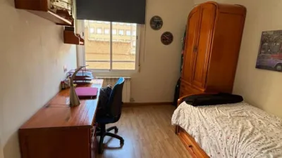 Habitación en alquiler en Calle del Porvenir, 19, Universidad (Zaragoza Capital) de 300 €<span>/mes</span>