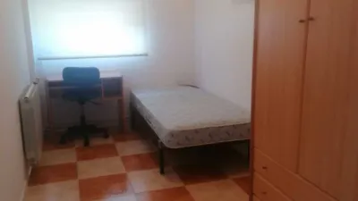 Piso en alquiler en Calle del Estadium, 14, Pardaleras (Badajoz Capital) de 700 €<span>/mes</span>