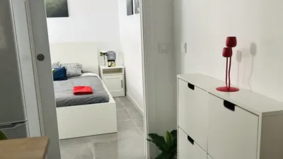 Estudio en alquiler en Carrer de la República Argentina, 3, L'Amistat (Distrito Algirós. València Capital) de 975 €<span>/mes</span>