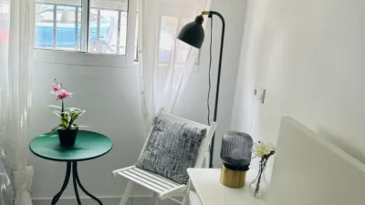 Estudio en alquiler en Carrer de la República Argentina, 3, L'Amistat (Distrito Algirós. València Capital) de 975 €<span>/mes</span>