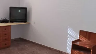 Piso en venta en Calle Polideportivo, 14, Andorra de 80.000 €