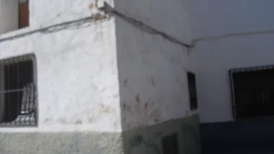 Casa adosada en venta en Calle 8 de Marzo, Número 27, Villarrubia de Santiago de 55.000 €