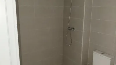 Piso en alquiler en Avenida Felipe González Márquez, 8, Entrenúcleos (Dos Hermanas) de 1.300 €<span>/mes</span>