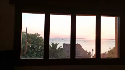 Casa rústica en alquiler en Calle Sabarigo, 30, Bueu (Portela) de 1.000 €<span>/mes</span>