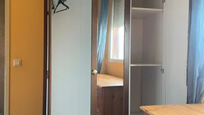Habitación en alquiler en Calle del Corregidor Diego de Valderrábano, 25, cerca de Calle del Alcalde Luis Marichalar, Media Legua (Distrito Moratalaz. Madrid Capital) de 600 €<span>/mes</span>