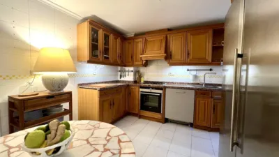 Piso en alquiler en Calle de Aries, 6, Florida-Ciudad de Asís (Distrito Florida-Babel-Benalúa. Alicante - Alacant) de 1.400 €<span>/mes</span>