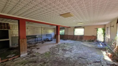 Casa – Aranga, O Abrigo - Más