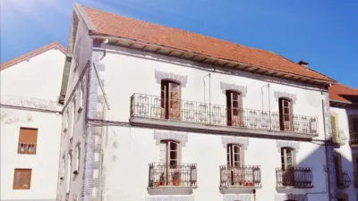 Chalet unifamiliar en calle Baja, 5