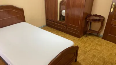 Piso en alquiler en Calle del Pintor Oliva, 18, Campo de la Juventud-Santiago (Palencia Capital) de 1.200 €<span>/mes</span>