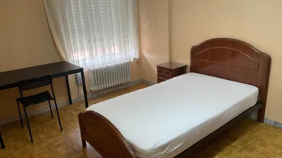 Piso en alquiler en Calle del Pintor Oliva, 18, Campo de la Juventud-Santiago (Palencia Capital) de 1.200 €<span>/mes</span>