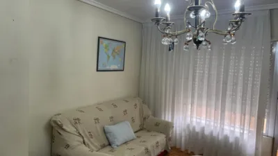 Piso en alquiler en Calle del Pintor Oliva, 18, Campo de la Juventud-Santiago (Palencia Capital) de 1.200 €<span>/mes</span>