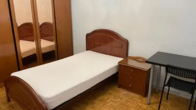 Piso en alquiler en Calle del Pintor Oliva, 18, Campo de la Juventud-Santiago (Palencia Capital) de 1.200 €<span>/mes</span>