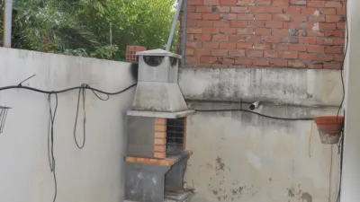 Casa adosada en venta en Avenida Estación, 11, cerca de Vereda Eras Calvario Estación, La Puebla de Híjar de 115.000 €