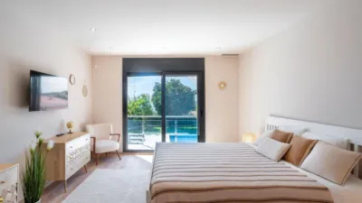 Casa adosada en alquiler en Carrer del Mestre Falla, 27, Premià de Dalt de 3.400 €<span>/mes</span>
