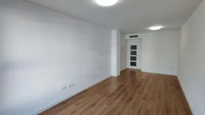 Piso en alquiler en Avenida Vía Augusta, 2, Huerta de la Reina-Arruzafilla-Parque Figueroa-Noreña (Córdoba Capital) de 900 €<span>/mes</span>