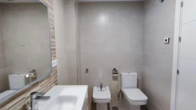 Piso en alquiler en Avenida Vía Augusta, 2, Huerta de la Reina-Arruzafilla-Parque Figueroa-Noreña (Córdoba Capital) de 900 €<span>/mes</span>