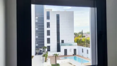 Piso en alquiler en Avenida Vía Augusta, 2, Huerta de la Reina-Arruzafilla-Parque Figueroa-Noreña (Córdoba Capital) de 900 €<span>/mes</span>