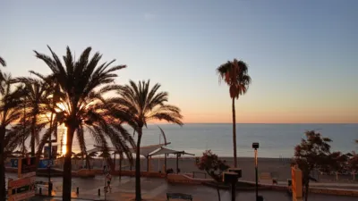 Apartamento en alquiler en Calle del Castillo, 1, Puerto Deportivo (Fuengirola) de 1.200 €<span>/mes</span>