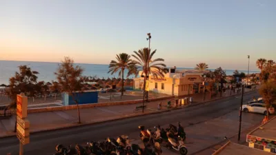 Apartamento en alquiler en Calle del Castillo, 1, Puerto Deportivo (Fuengirola) de 1.200 €<span>/mes</span>