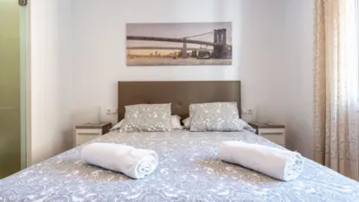 Apartamento en alquiler en Calle Troncón, 21, cerca de Calle Marconi, Puerto Deportivo (Fuengirola) de 1.570 €<span>/mes</span>