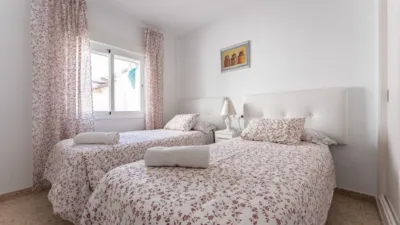 Apartamento en alquiler en Calle Troncón, 21, cerca de Calle Marconi, Puerto Deportivo (Fuengirola) de 1.570 €<span>/mes</span>