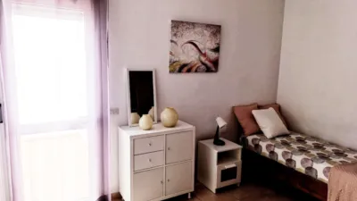 Piso en alquiler en Calle Salamanca, 42, cerca de Calle Calvo Sotelo, Salamanca-Uruguay-Las Mimosas (Distrito Centro-Ifara. Santa Cruz de Tenerife Capital) de 1.200 €<span>/mes</span>