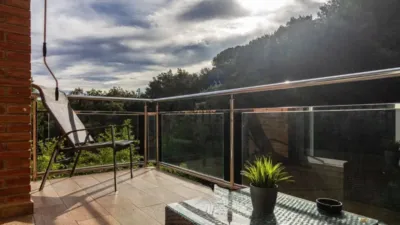 Casa unifamiliar en alquiler en Carrer del Vallespir, 25, Alella de 2.950 €<span>/mes</span>