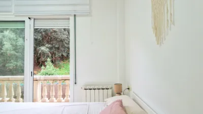 Casa unifamiliar en alquiler en Carrer del Vallespir, 25, Alella de 2.950 €<span>/mes</span>