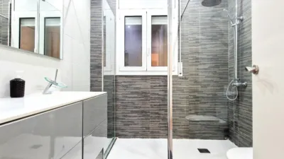 Casa unifamiliar en alquiler en Carrer del Vallespir, 25, Alella de 2.950 €<span>/mes</span>
