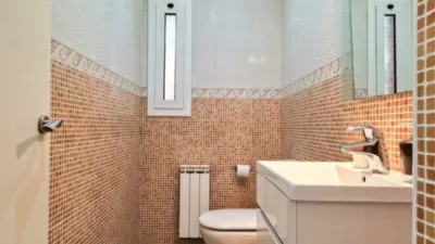 Casa unifamiliar en alquiler en Carrer del Vallespir, 25, Alella de 2.950 €<span>/mes</span>