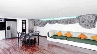 Casa unifamiliar en alquiler en Carrer del Vallespir, 25, Alella de 2.950 €<span>/mes</span>