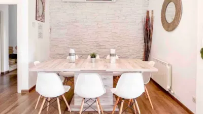 Casa unifamiliar en alquiler en Carrer del Vallespir, 25, Alella de 2.950 €<span>/mes</span>