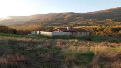 Chalet unifamiliar en venta en N-110, 1 - Vista 4