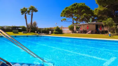 Apartamento en alquiler en Carrer de la Gavina, 4, Platja dels Capellans-Zona Turística (Salou) de 1.050 €<span>/mes</span>