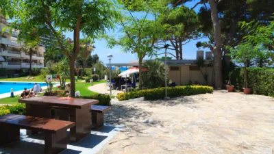 Apartamento en alquiler en Carrer de la Gavina, 4, Platja dels Capellans-Zona Turística (Salou) de 1.050 €<span>/mes</span>