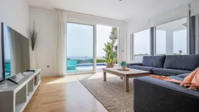 Casa adosada en alquiler en Calle Caracolas, 88, El Pelayo-Parques Naturales (Algeciras) de 1.690 €<span>/mes</span>