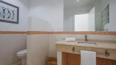 Casa adosada en alquiler en Calle Caracolas, 88, El Pelayo-Parques Naturales (Algeciras) de 1.690 €<span>/mes</span>