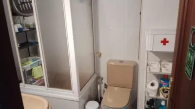 Habitación en alquiler en Calle del Pino, 6, Llaranes (Avilés) de 250 €<span>/mes</span>