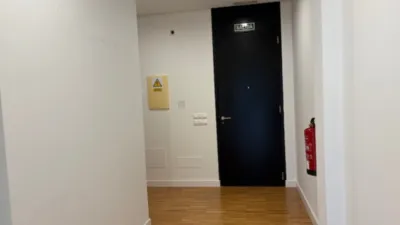 Oficina en alquiler en Calle Hedras, 2 - Més