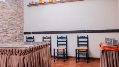 Chalet adosado en alquiler en Calle Don Alonso Quijano, 1, Zona Universitaria (Bormujos) de 1.830 €<span>/mes</span>