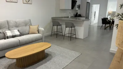 Apartamento en alquiler en Avenida de los Almogávares, 9, cerca de Calle San Juan de la Cruz - Widok 4