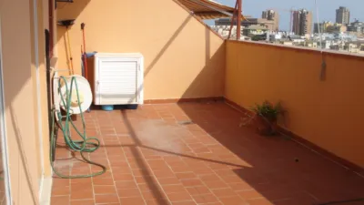 Penthouse on Calle de la Maestra Ángeles Aspiazu, 16 photo 5
