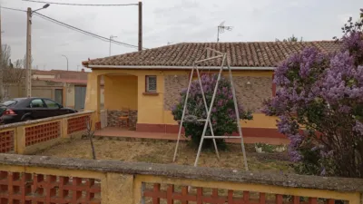 Terraced house on Carretera A Medina Rioseco, 9 photo 2
