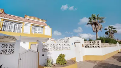 Apartamento en alquiler en Calle Alcalde Marcial Sánchez Velázquez, 5, Barranco de La Torre (Antigua) de 640 €<span>/mes</span>