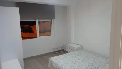 Habitación en alquiler en Calle de la Tubería, 65, cerca de Calle de Confrides, San Agustín (Distrito Los Ángeles-Rabasa-San Agustín. Alicante - Alacant) de 265 €<span>/mes</span>