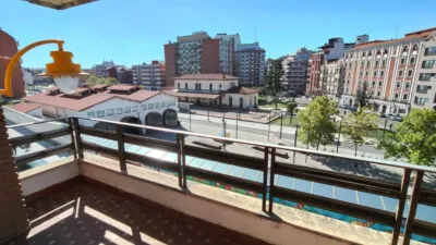 Piso en alquiler en Avenida de Ordoño II, 9, Centro Ciudad (León Capital) de 12.000 €<span>/mes</span>